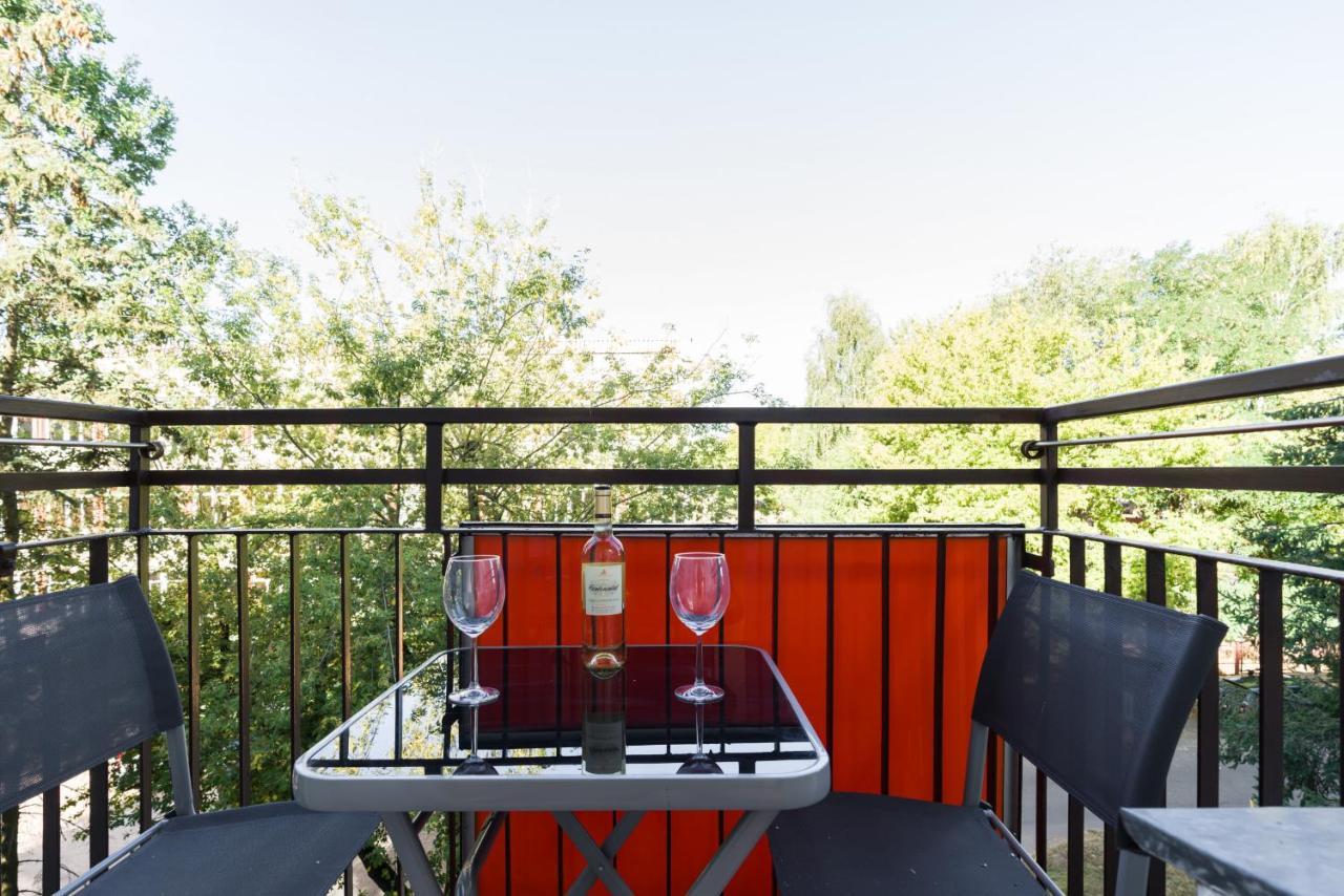Dreamy Apartment Winiary Estate By Noclegi Renters Posen Exterior foto